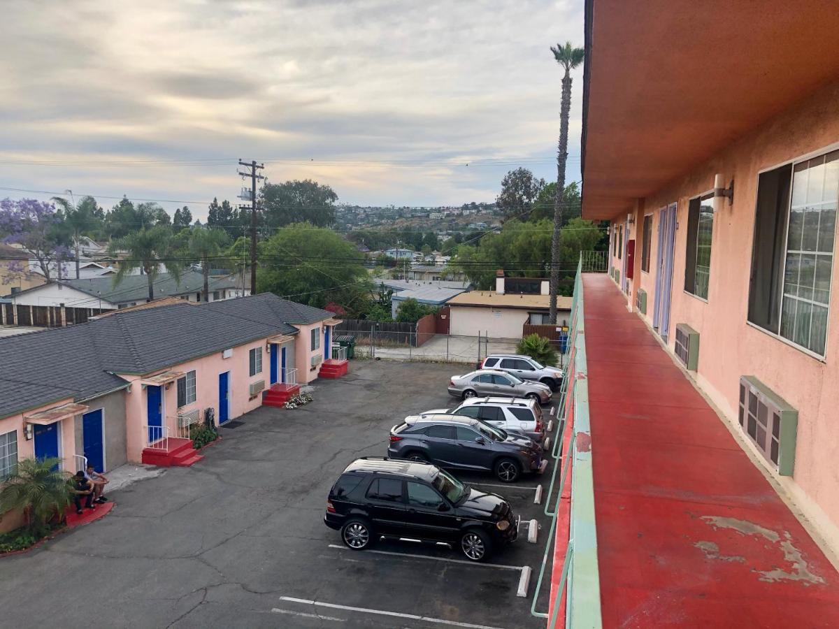 La Petite Rouge Motel San Diego Luaran gambar